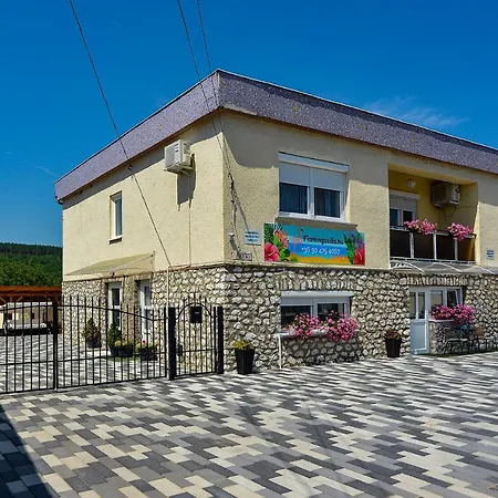 Apartmán Flamingo & Apartman
