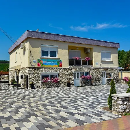 Flamingo & Apartman * Bogács